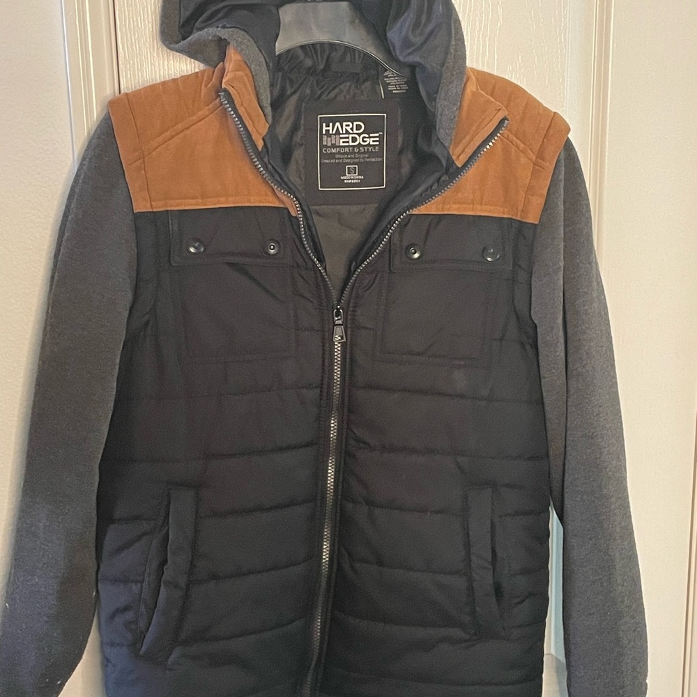 Hard Edge comfort and style size small